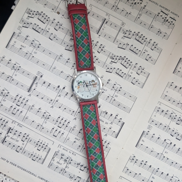 Christmas Red and Green Snowman Watch - Picture 4 of 9